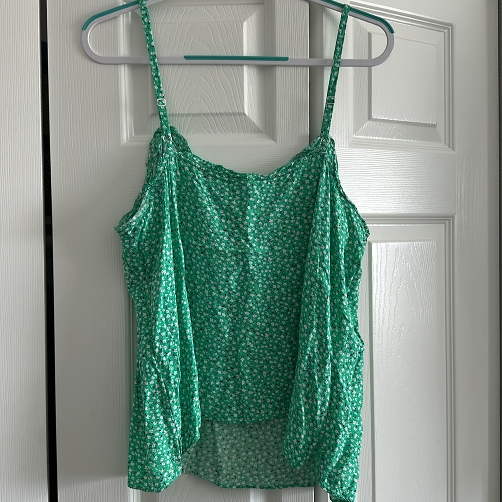 Green floral tank top,adjustable straps, old navy size xl, green black yellow - Picture 5 of 6